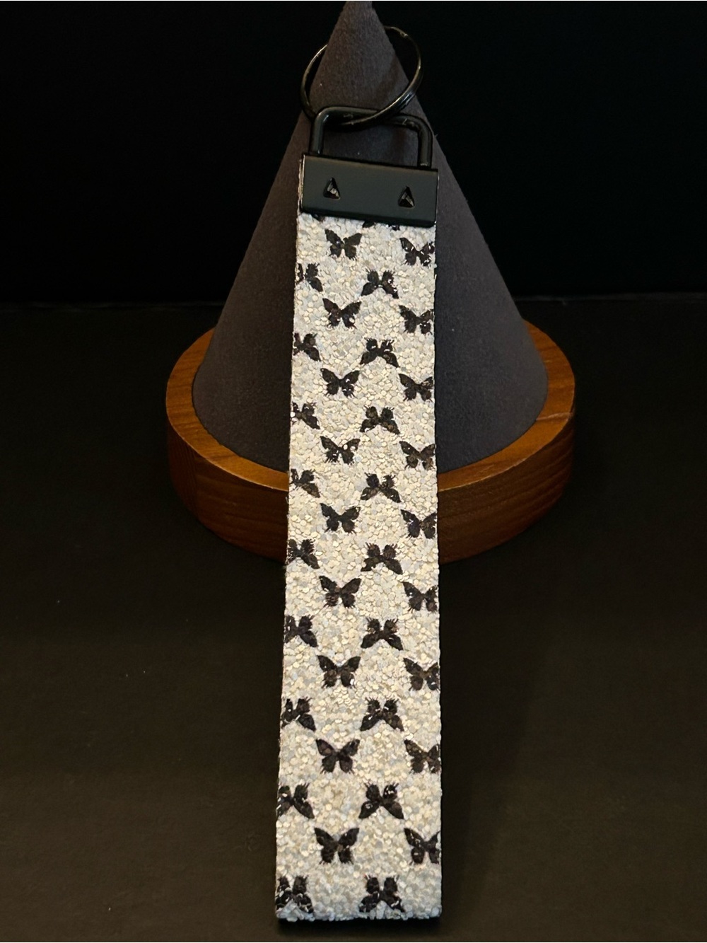 Sparkling Butterfly-Print Wristlet Keychain & Card Holder in White and Black